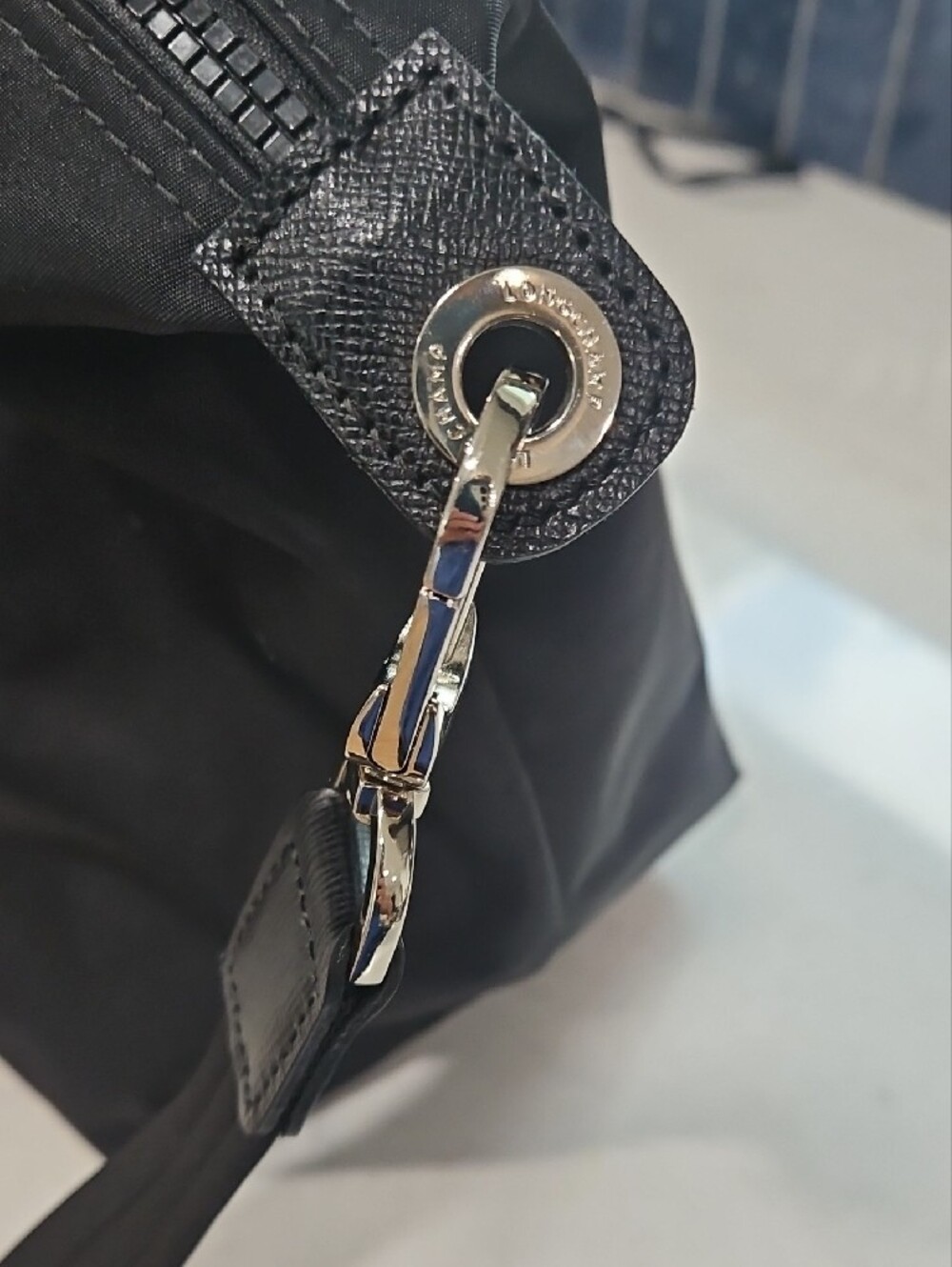 Longchamp L La Pliage Black Nylon Bag - Picture 4 of 4